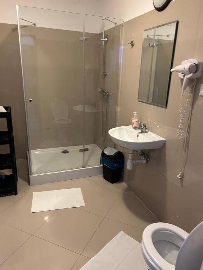 Hotel Bukowiec 레기오노보 외부 사진